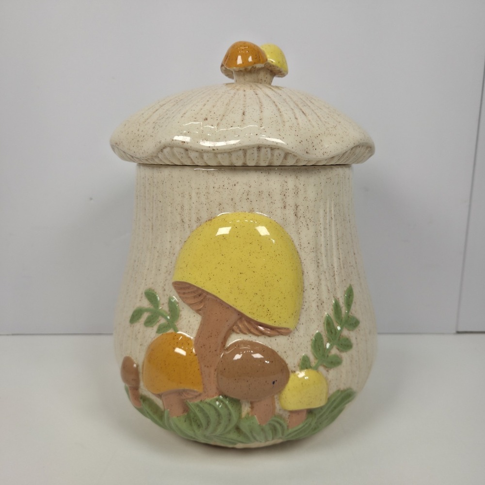 Vintage Arnel's Large Mushroom Canister Cookie Jar & Lid Ceramic Kitchen Storage
